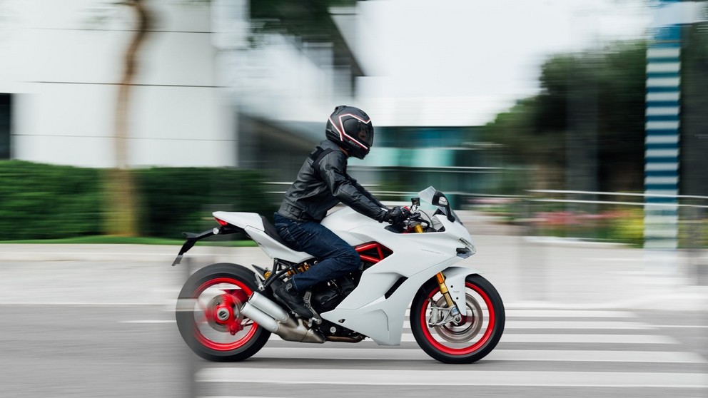 Ducati SuperSport - Obraz 18