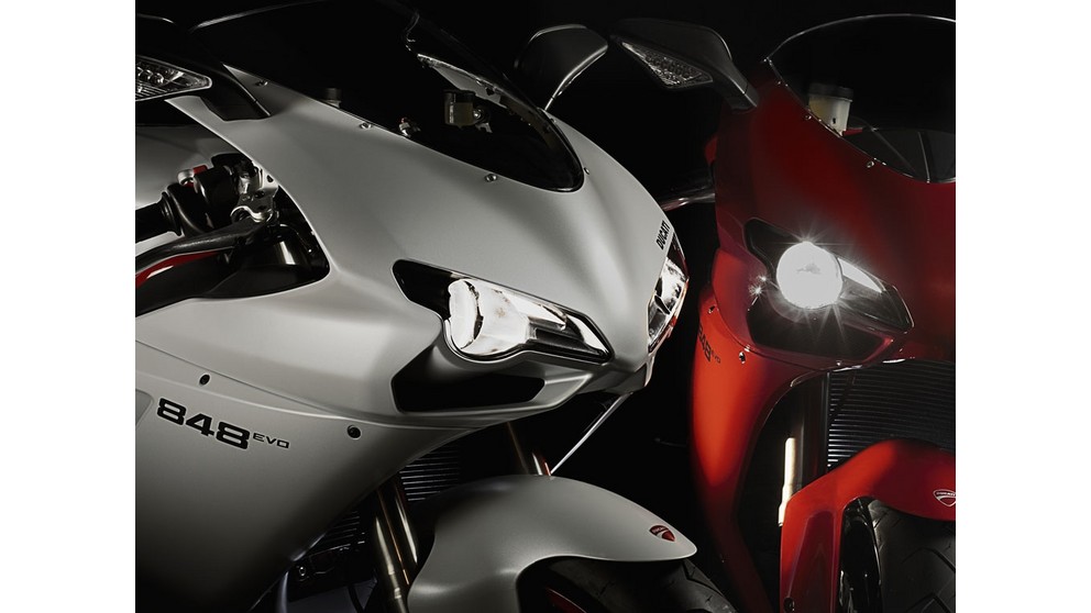 Ducati 848 - Image 6
