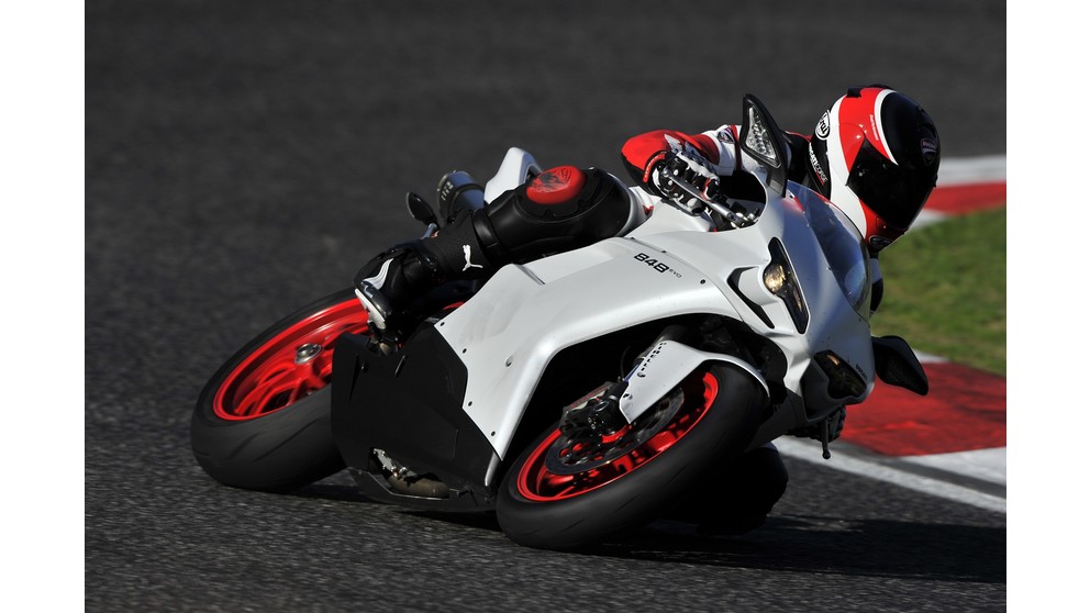 Ducati 848 - Слика 21
