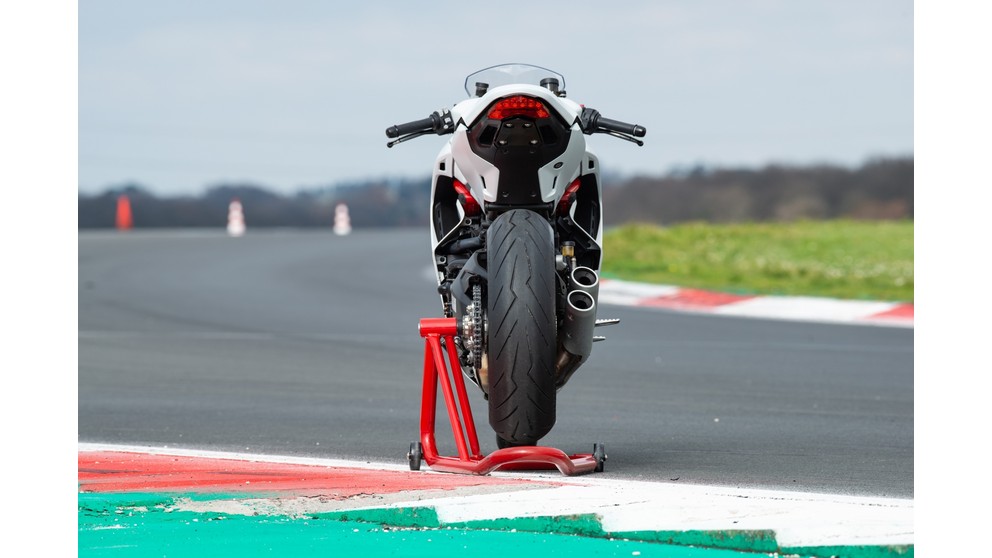 Ducati SuperSport 950 S - Obrázek 23