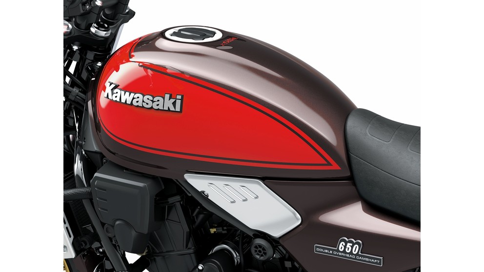 Kawasaki Z900 RS 50th Anniversary - Bild 7