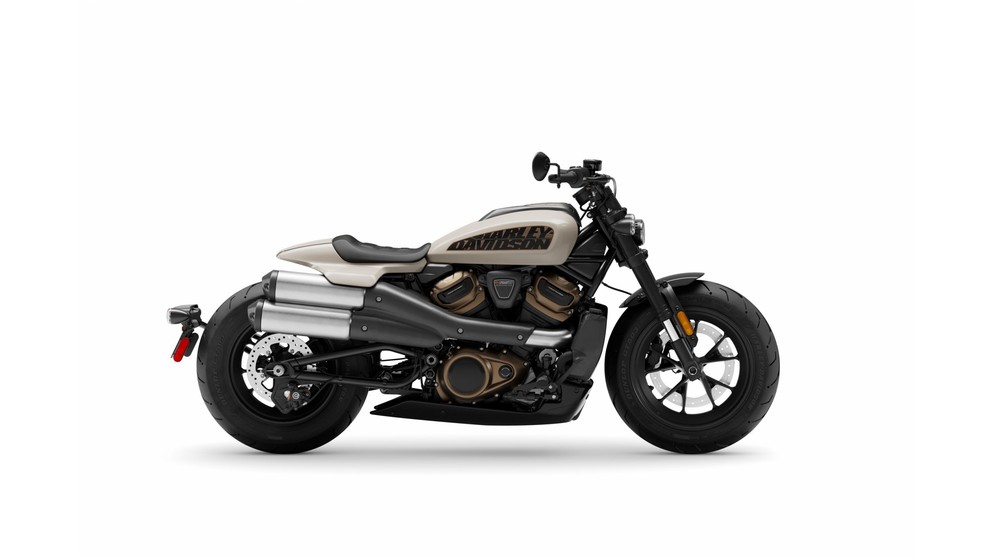 Harley-Davidson Softail Standard FXST - Image 17