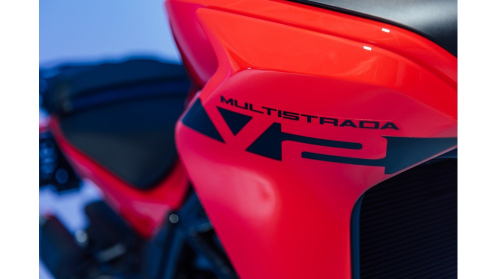 Ducati Multistrada V2 - Image 3