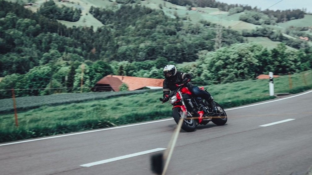 Ducati Streetfighter - Resim 11