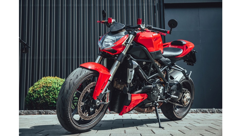 Ducati Streetfighter - Resim 12