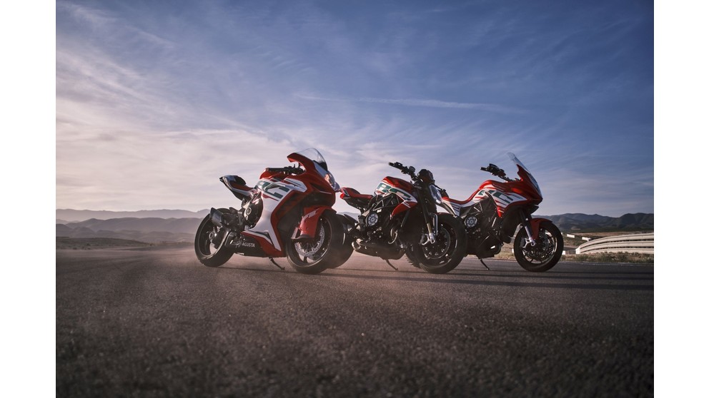 MV Agusta Dragster 800 RC SCS - Immagine 8