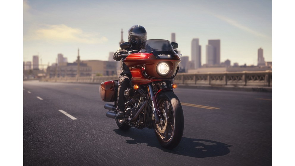 Harley-Davidson Softail Low Rider ST - Image 16