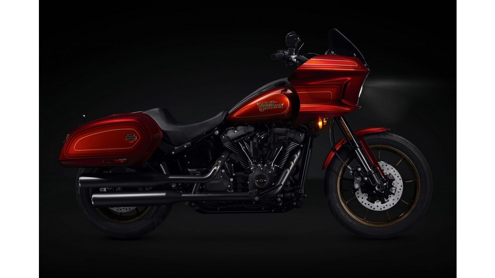 Harley-Davidson Softail Low Rider ST - Image 22