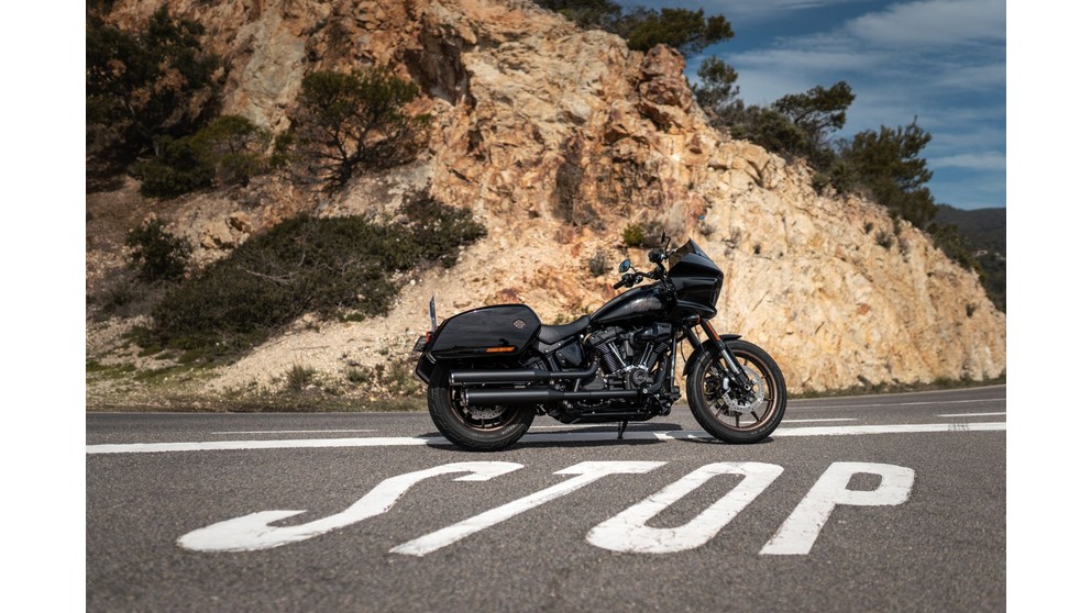 Harley-Davidson Touring Street Glide ST - Image 15