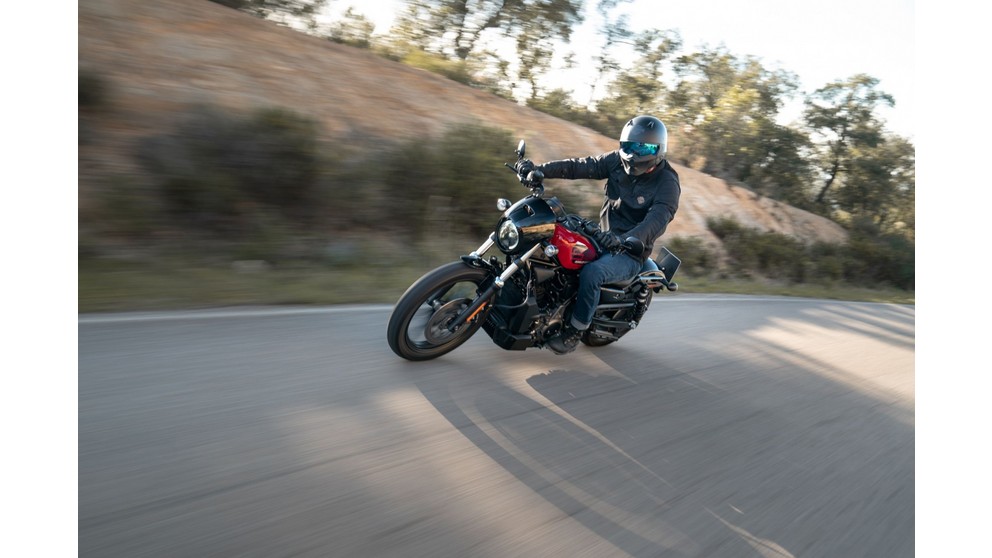 Harley-Davidson Touring Road Glide ST - Obrázek 18