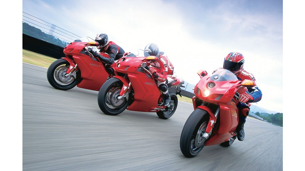 Ducati 999 - Bild 17