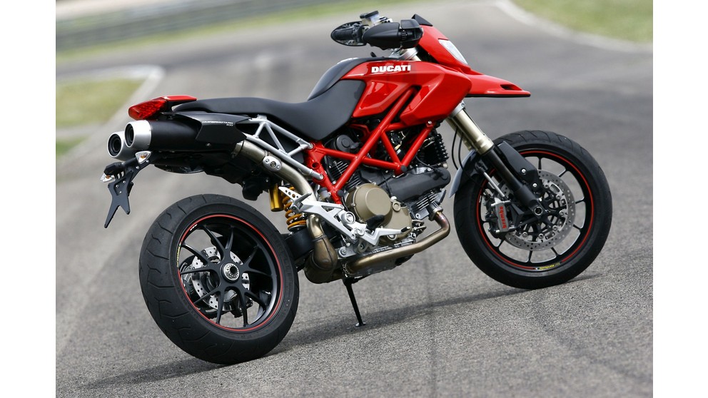 Ducati Hypermotard 1100 S - Obrázek 20