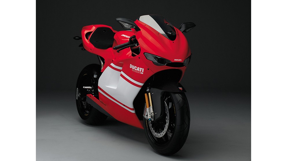 Ducati Desmosedici RR - Kép 1