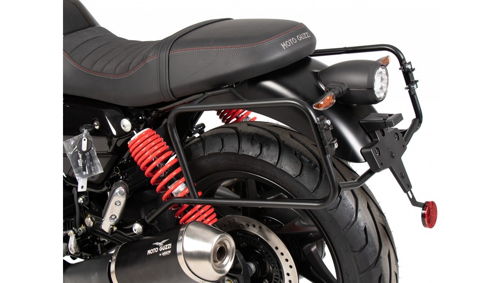 Moto Guzzi V7 Stone Special Edition - Bild 24