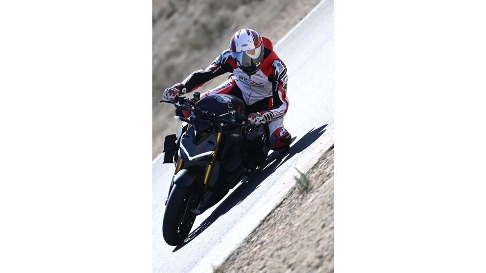 Ducati Streetfighter V4 - Imagen 22