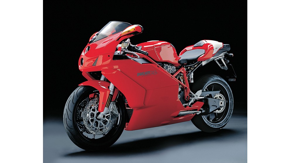 Ducati 749 S - Image 9