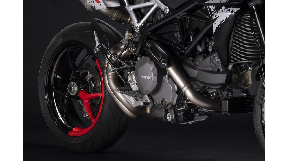 Ducati Hypermotard 950 RVE - Obrázek 24