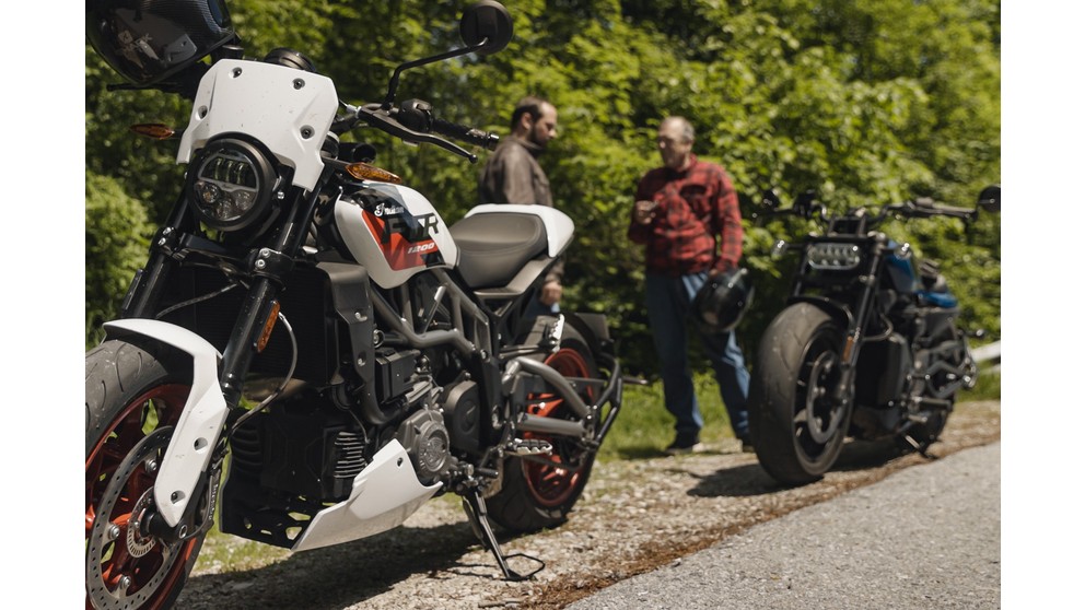 Harley-Davidson Sportster S RH1250S - Immagine 9