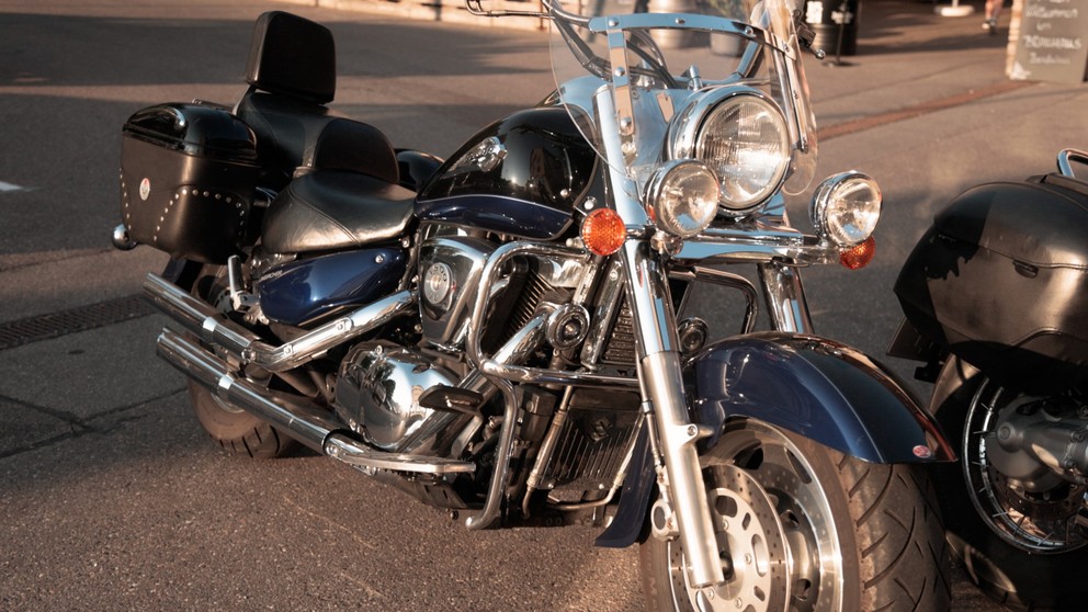 Harley-Davidson Sportster XL 1200C Custom - Kép 24