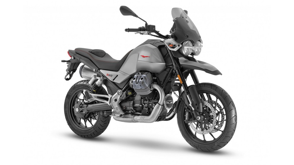 Moto Guzzi V85 TT Travel - Image 5
