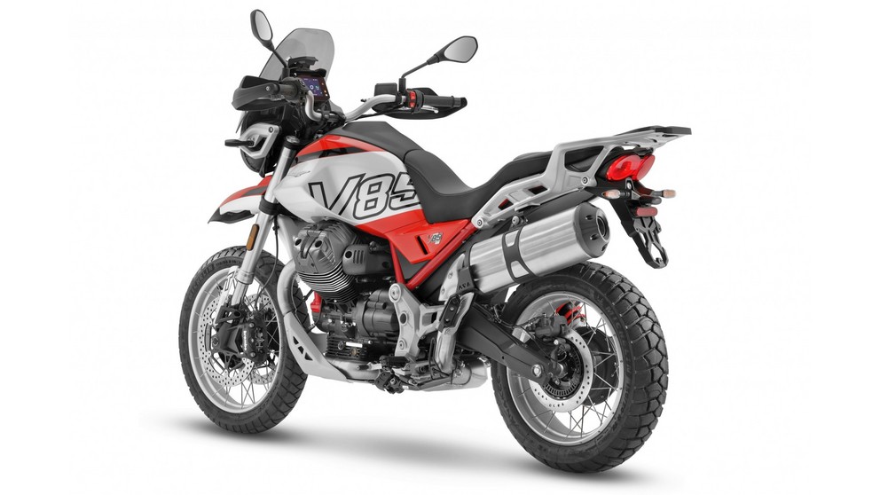 Moto Guzzi V85 TT Travel - Image 19
