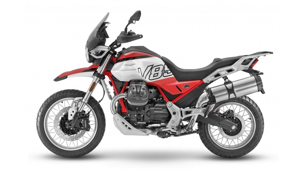 Moto Guzzi V85 TT Travel - Image 21