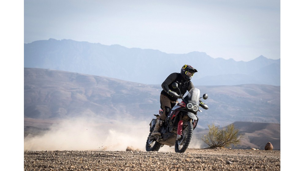 Ducati DesertX Rally - Imagen 8