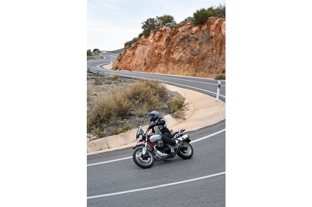 Moto Guzzi V85 TT Modelljahr 2024 im Test - Bild 40
