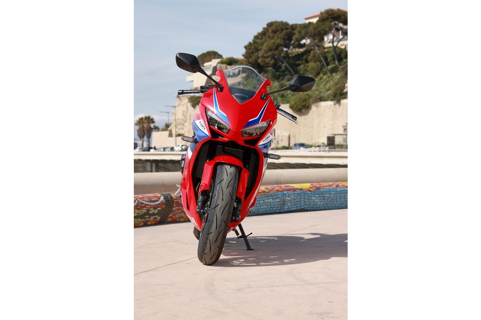 Honda CBR650R Test sprzęgła elektrycznego 2024 - Obraz 36