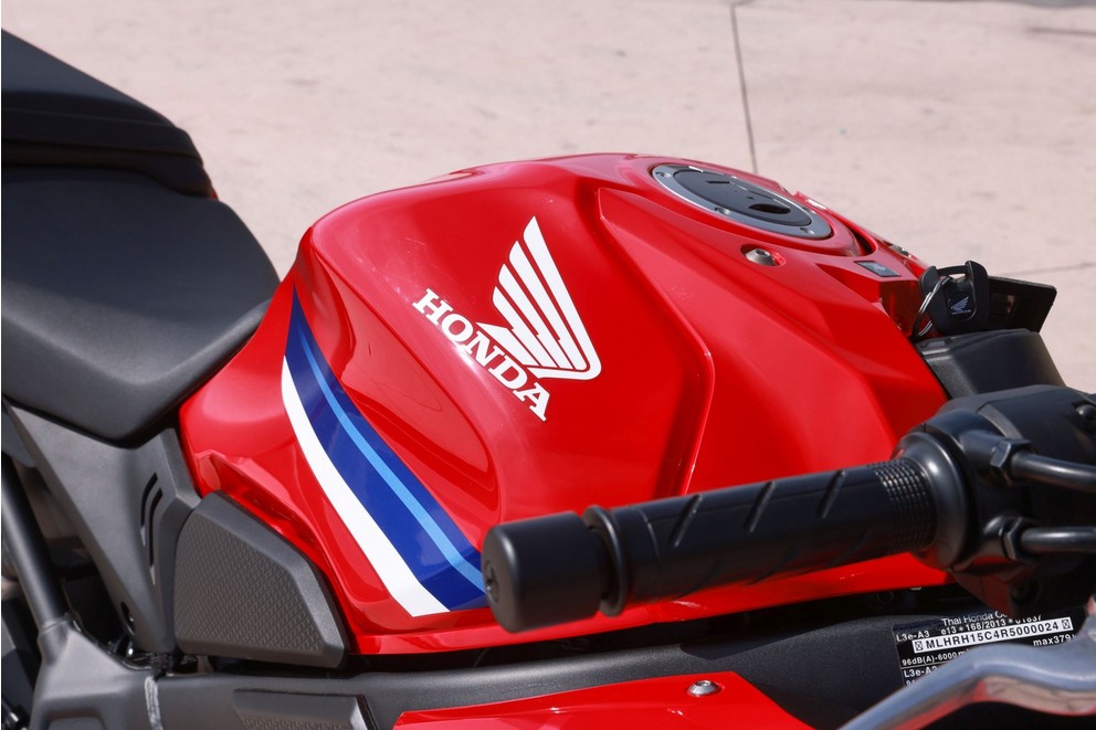Honda CBR650R E-kuplung teszt 2024 - Kép 58