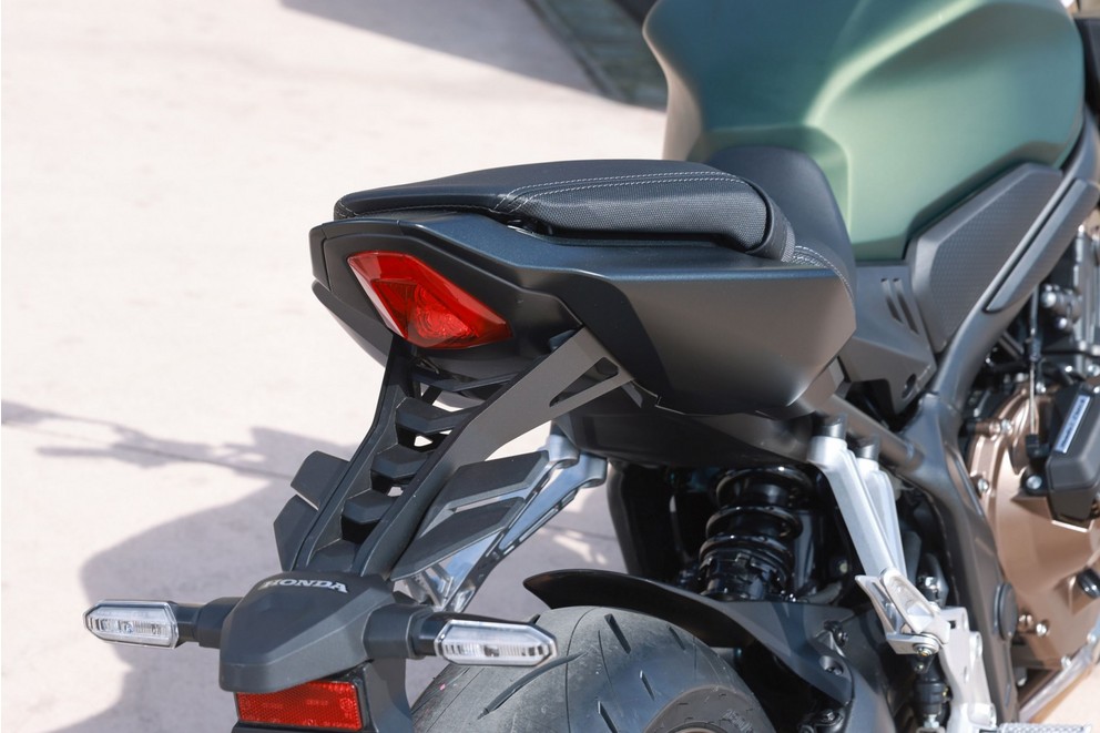 Honda CB650R E-Clutch 2024 Test - Bild 75