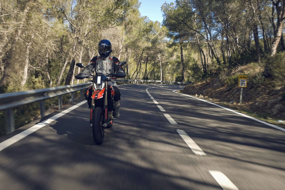 Ducati Hypermotard 698 Mono Alltags-Test 2024 - Bild 22