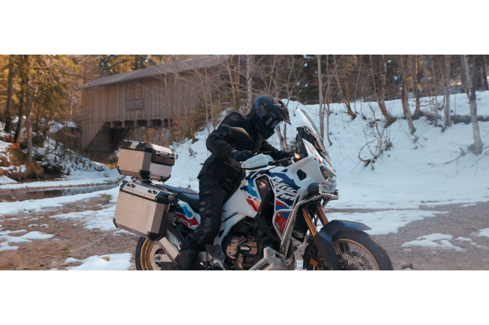 Honda Africa Twin Adventure Sports 2024 in the Swiss everyday test - Image 25