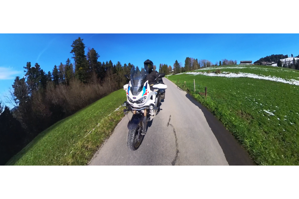 Honda Africa Twin Adventure Sports 2024 in the Swiss everyday test - Image 27