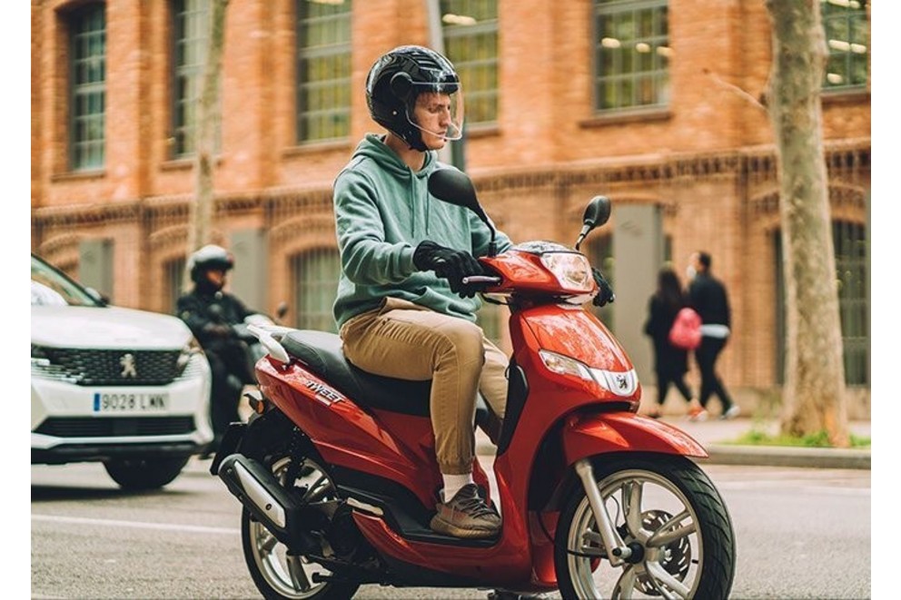 Los mejores scooters 2024 - Imagen 18