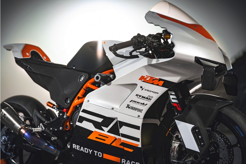KTM RC 8C Test 2024 - naozaj "Ready to Race"? - Obrázok 17