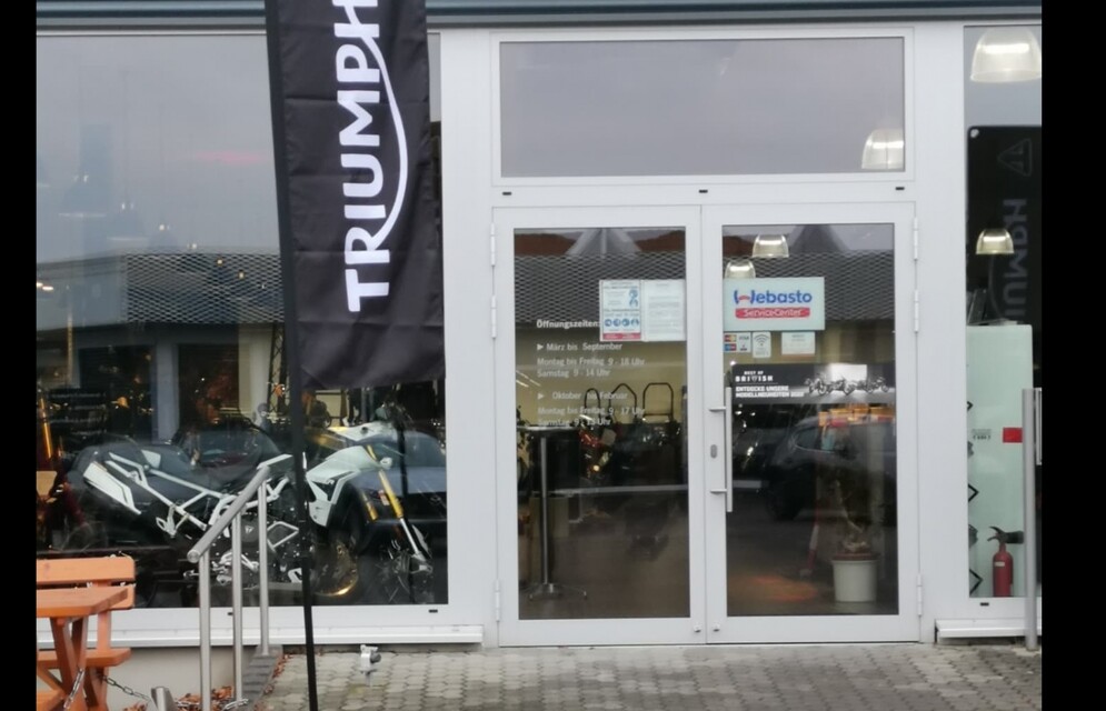 Revel-Event 07.12.2021 Triumph Erfurt  